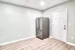1119 W Hamilton St, Allentown City, PA 18101 - Photo 11
