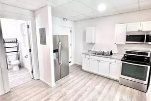 1119 W Hamilton St, Allentown City, PA 18101 - Photo 3