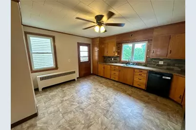 550 W Franklin Street, Slatington Boro, PA 18080 - Photo 15