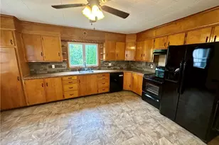 550 W Franklin St, Slatington Boro, PA 18080 - Photo 13