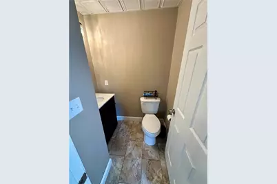 550 W Franklin Street, Slatington Boro, PA 18080 - Photo 17