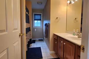 5516 Sunset Dr, North Whitehall Township, PA 18078 - Photo 11