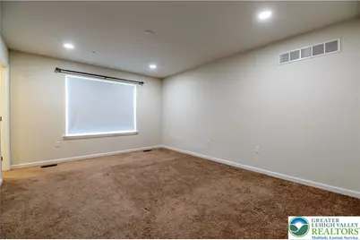 1434 Black Forest Drive, South Whitehall Township, PA 18104 - Photo 17