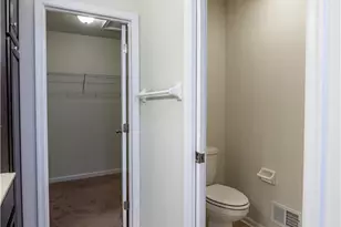 1434 Black Forest Dr, South Whitehall Township, PA 18104 - Photo 19