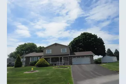 531 Mountain View Road, Lower Nazareth Twp, PA 18064 - Photo 1