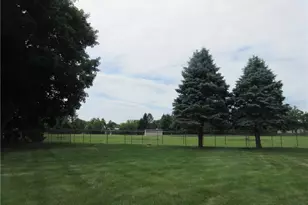 531 Mountain View Rd, Lower Nazareth Twp, PA 18064 - Photo 3