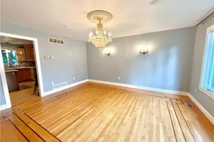 6133 Muhlenberg Ct, Bethlehem City, PA 18017 - Photo 5