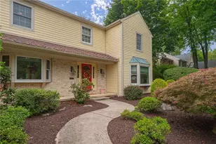 4399 Driftwood Ln, Lower Macungie Township, PA 18103 - Photo 7