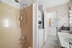 2371 Honeysuckle Rd, Allentown City, PA 18103 - Photo 23