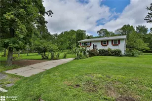 6054 Old Hickory Rd, Upper Saucon Township, PA 18036 - Photo 5