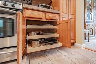 13 Somerset Ln, Palmer Twp, PA 18045 - Photo 5