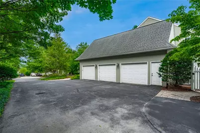 850 38th Street N, Allentown City, PA 18104 - Photo 3