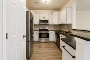 618 Furnace St, Emmaus Boro, PA 18049 - Photo 5