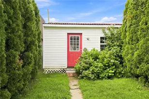 830 Kieffer St, Fountain Hill Boro, PA 18015 - Photo 9