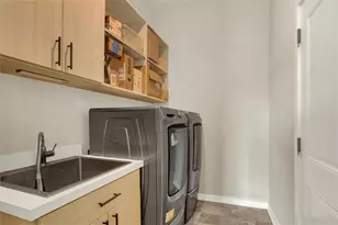 1814 Stang Dr, Allentown City, PA 18104 - Photo 29