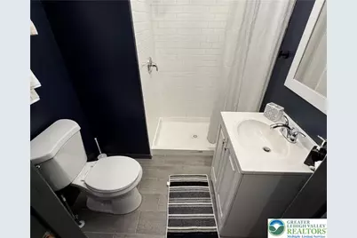 49 N Delaware Drive #3rd Floor, Easton, PA 18042 - Photo 9