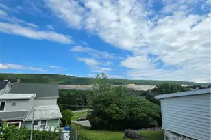 131 Early Ave, Coaldale, PA 18218 - Photo 33