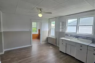 131 Early Ave, Coaldale, PA 18218 - Photo 13