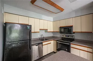 806 Whitpain Hills, Whitpain Township, PA 19422 - Photo 19