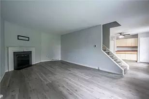806 Whitpain Hills, Whitpain Township, PA 19422 - Photo 7