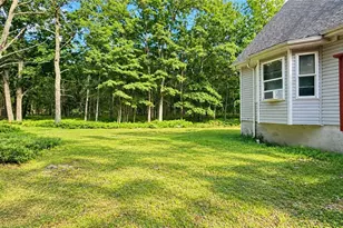 1115 Snowshoe Ct, Lehman Twp, PA 18324 - Photo 9