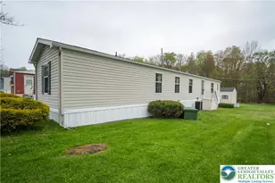 13 Clifton Manor Dr, Clifton Twp, PA 18424 - Photo 3