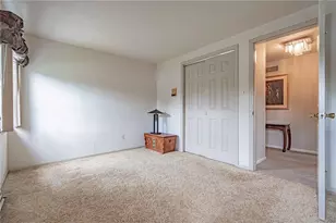 1151 Treeline Dr, Allentown City, PA 18103 - Photo 37