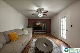 221 Jubilee Dr, Stockertown Boro, PA 18040 - Photo 5