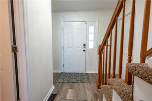 221 Jubilee Dr, Stockertown Boro, PA 18040 - Photo 3