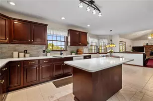 5101 Aberdene St, Upper Saucon Township, PA 18034 - Photo 11