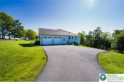 133 Shepherds Hill Drive, Upper Mt Bethel Twp, PA 18013 - Photo 7