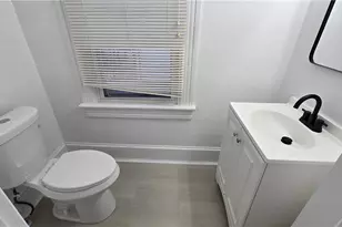 122 N 4th St, Lehighton, PA 18235 - Photo 9