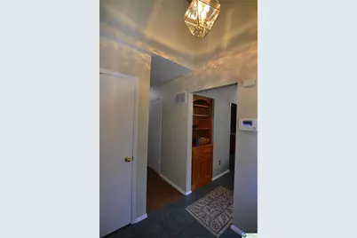 301 Carver Drive, Bethlehem City, PA 18017 - Photo 11