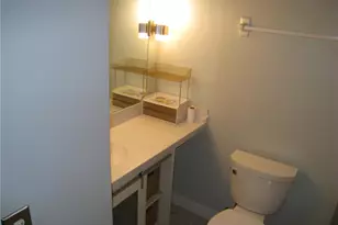 301 Carver Dr, Bethlehem City, PA 18017 - Photo 29