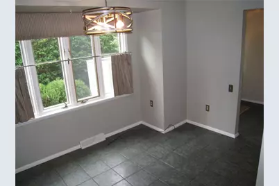 301 Carver Drive, Bethlehem City, PA 18017 - Photo 13