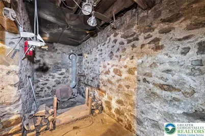 20 Columbus Street, Roseto, PA 18013 - Photo 21