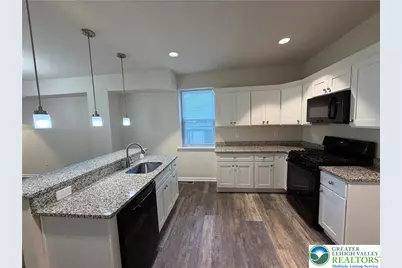 712 N Bishopthorpe Street, Fountain Hill Boro, PA 18015 - Photo 5