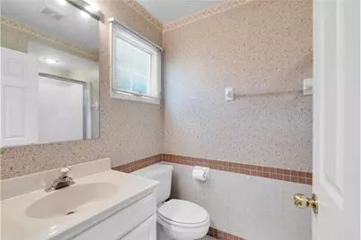 3470 Park Place, Hanover Twp, PA 18017 - Photo 7