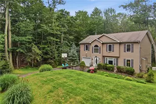 110 Aaron Dr, Tobyhanna Twp, PA 18347 - Photo 3