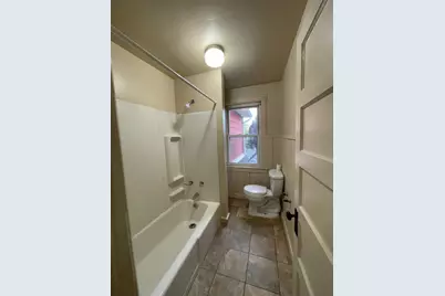 2434 Sycamore Street #2 Floor, Wilson Boro, PA 18042 - Photo 9