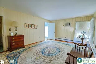 107 N Robinson Ave, Pen Argyl Boro, PA 18072 - Photo 43