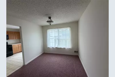 1947 Willings Lane, Hellertown Boro, PA 18055 - Photo 5