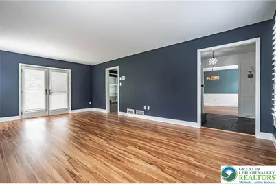 2568 Millbrook Drive, Emmaus Boro, PA 18049 - Photo 11