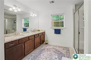 2668 Hollow View Dr, Forks Twp, PA 18040 - Photo 31