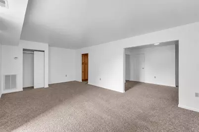 2874 Aronimink Place, Lower Macungie Township, PA 18062 - Photo 5