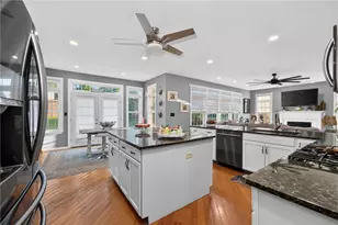 4205 Shadowstone Dr, Easton, PA 18040 - Photo 11