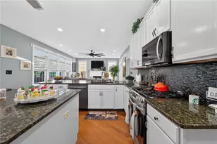 4205 Shadowstone Dr, Easton, PA 18040 - Photo 11