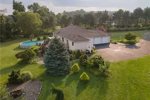 2202 High Meadow Rd, Springfield Twp, PA 18036 - Photo 3