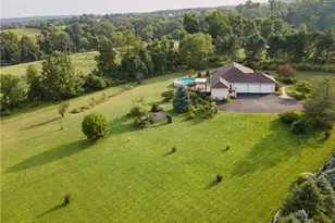 2202 High Meadow Rd, Springfield Twp, PA 18036 - Photo 3