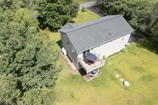 214 Center Dr, Tunkhannock Twp, PA 18610 - Photo 3